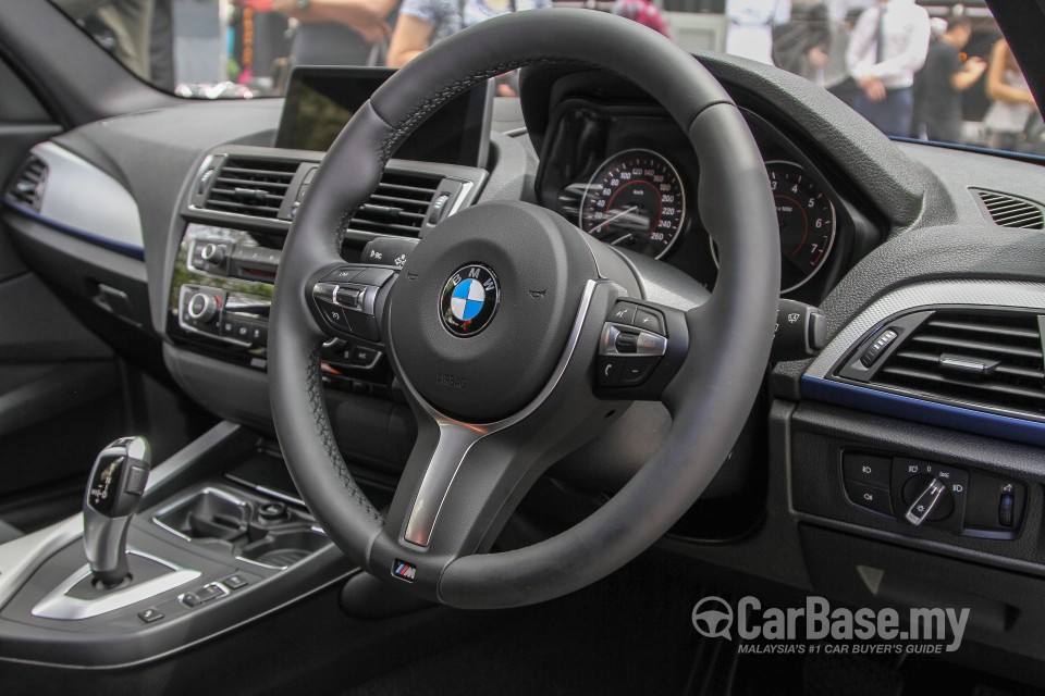 BMW 1 Series F20 LCI (2015) Interior