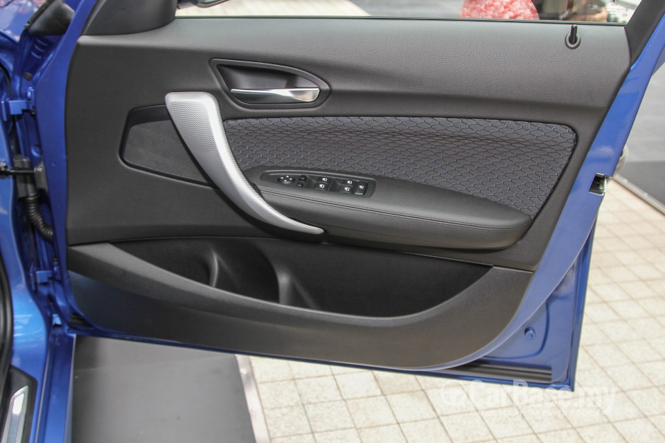 BMW 1 Series F20 LCI (2015) Interior