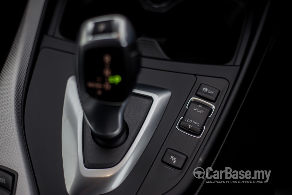 BMW 1 Series F20 LCI (2015) Interior