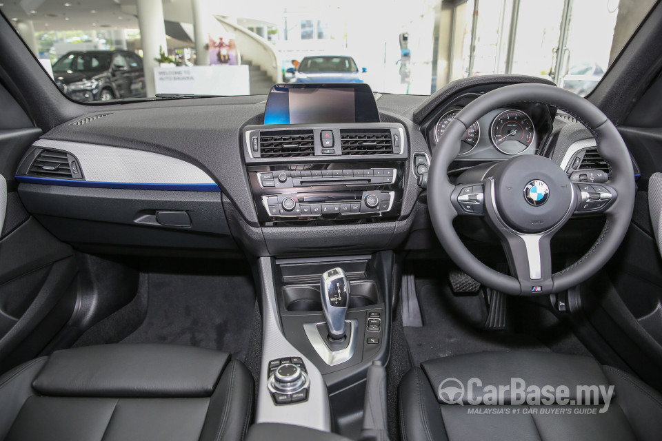 BMW 1 Series F20 LCI (2015) Interior