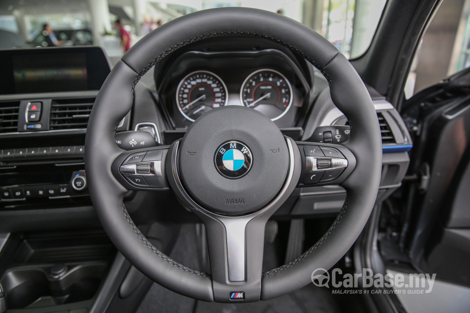 BMW 1 Series F20 LCI (2015) Interior