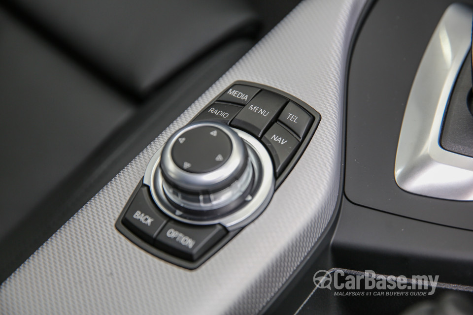 BMW 1 Series F20 LCI (2015) Interior