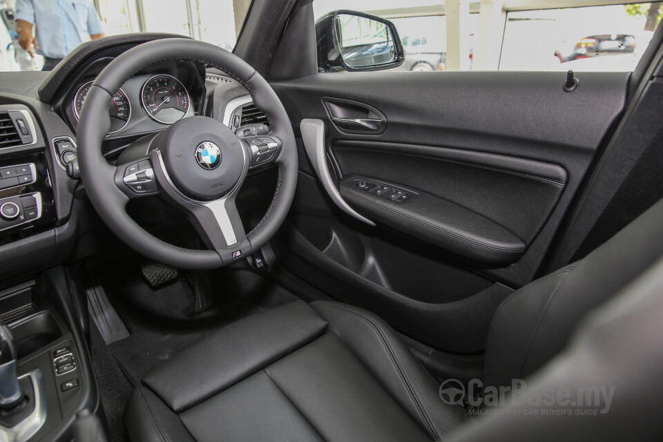 Audi Q5 FY (2019) Interior