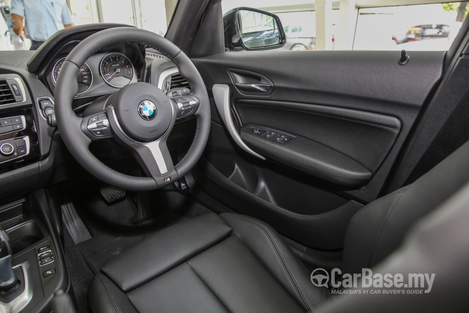 BMW 1 Series F20 LCI (2015) Interior