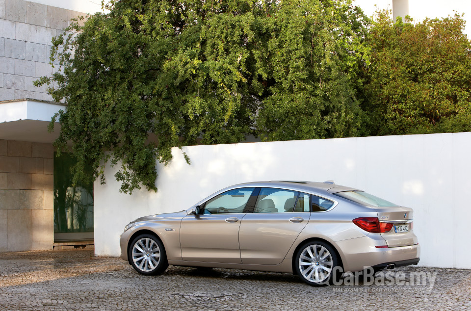 BMW 5 Series GT F07 (2010) Exterior