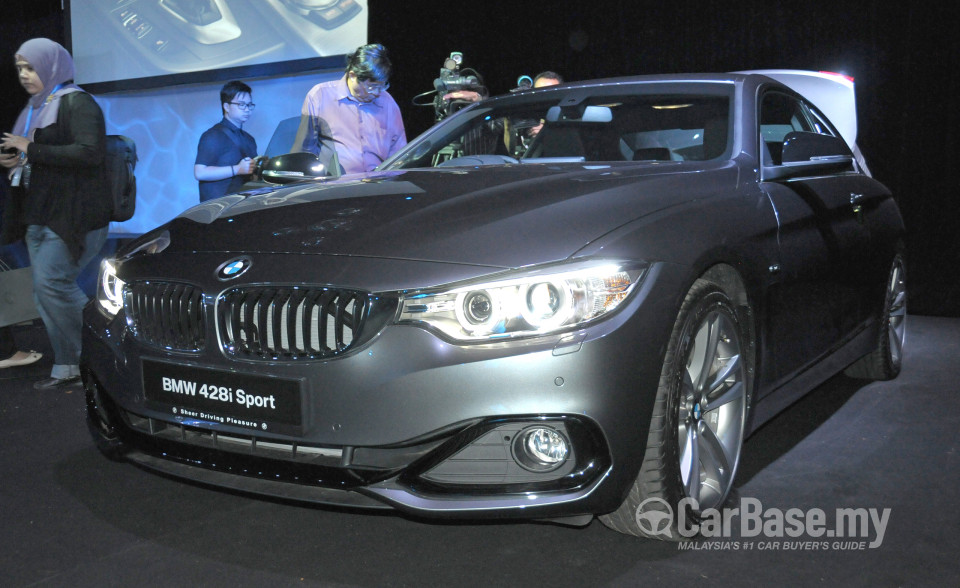 BMW 4 Series Coupe F32 (2013) Exterior