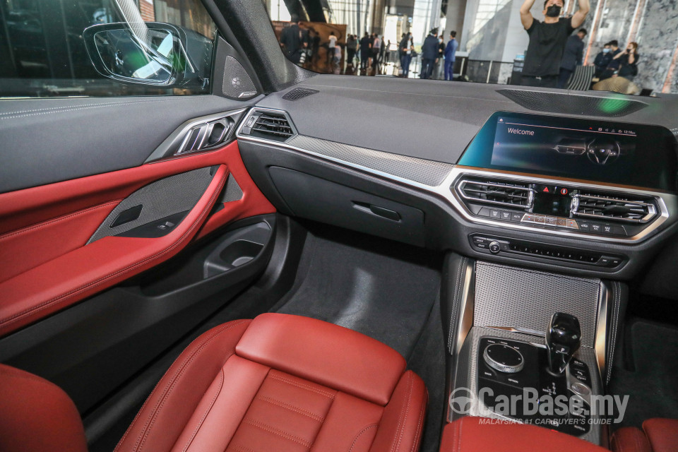 BMW 4 Series Coupe G22 (2021) Interior