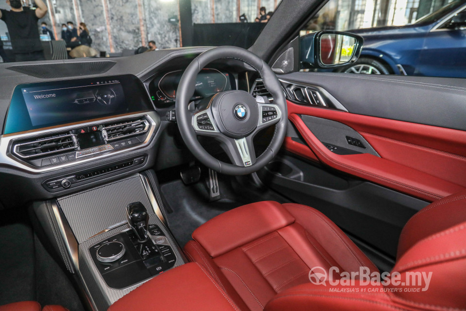 BMW 4 Series Coupe G22 (2021) Interior