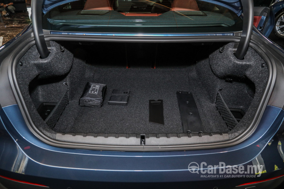 BMW 4 Series Coupe G22 (2021) Interior