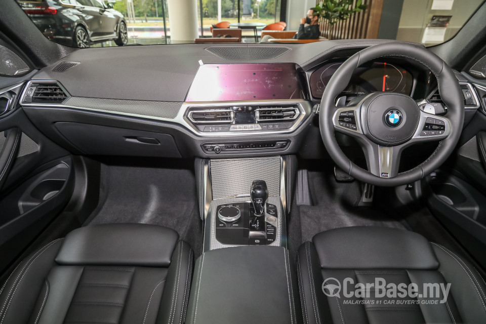 BMW 4 Series Coupe G22 (2021) Interior