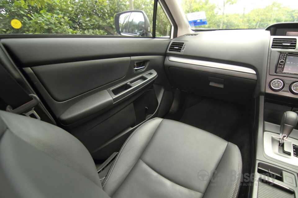 Subaru Crosstrek GP/GJ (2012) Interior