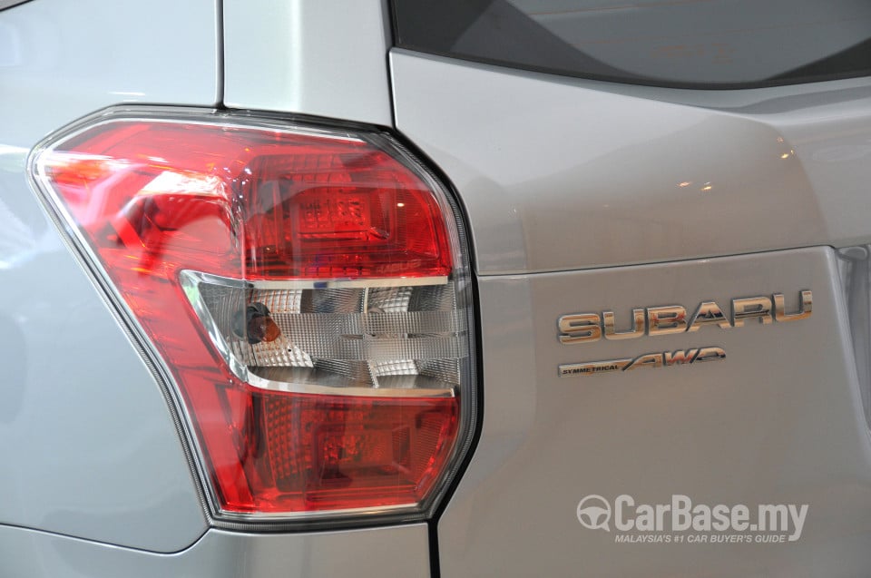 Subaru Forester SJ (2013) Exterior