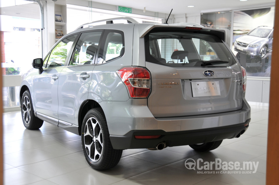 Subaru Forester SJ (2013) Exterior