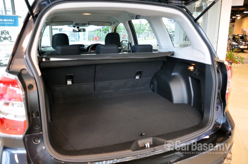 Subaru Forester SJ (2013) Interior