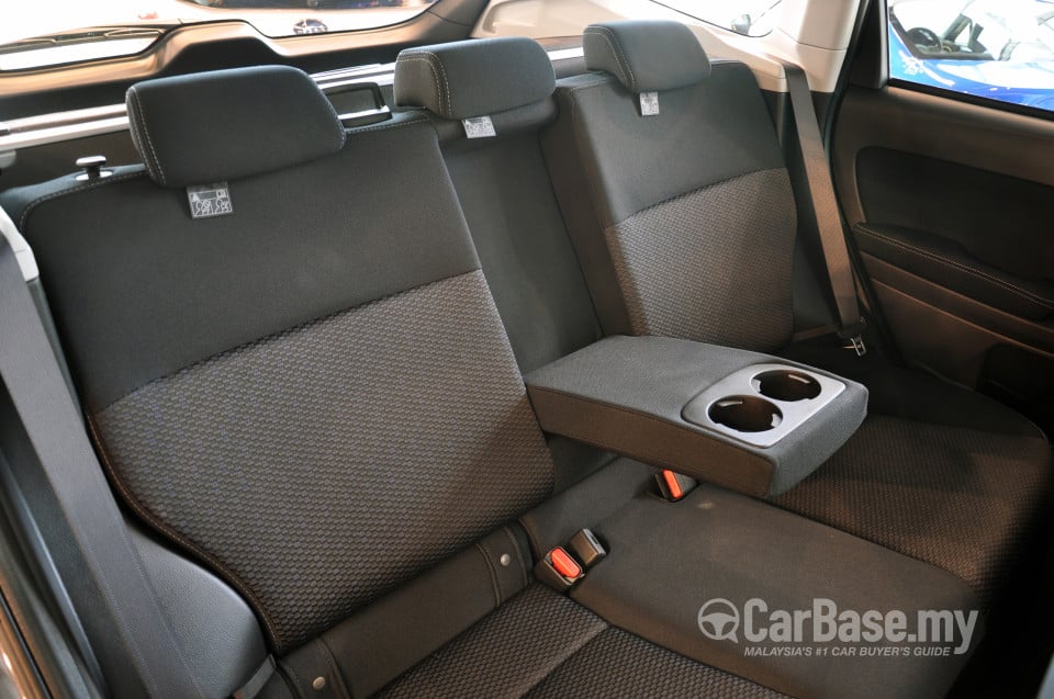 Subaru Forester SJ (2013) Interior