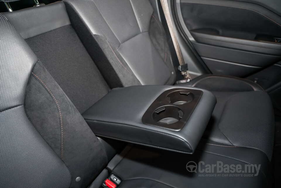 Subaru Forester SL (2025) Interior