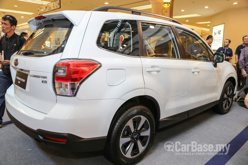 Subaru Forester SJ Facelift (2016) Exterior