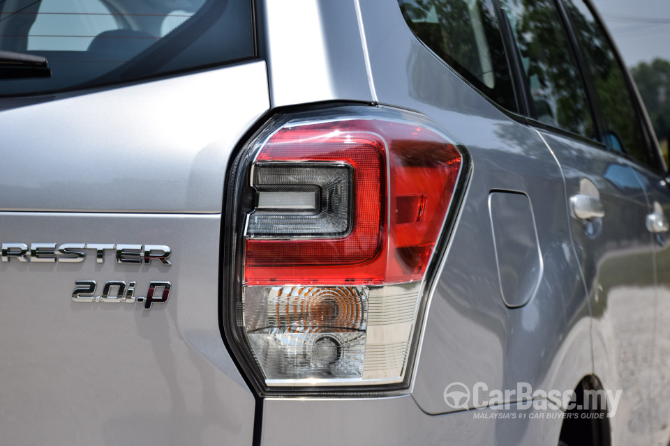 Subaru Forester SJ Facelift (2016) Exterior