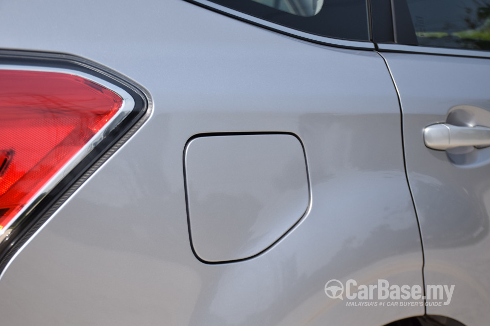 Subaru Forester SJ Facelift (2016) Exterior