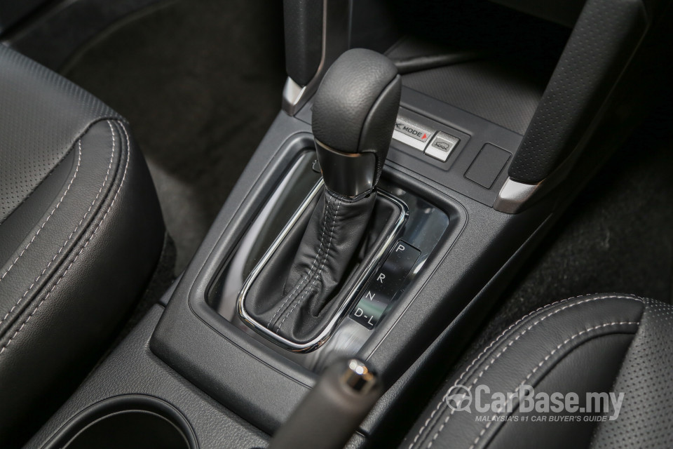 Subaru Forester SJ Facelift (2016) Interior