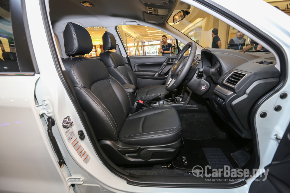 Subaru Forester SJ Facelift (2016) Interior