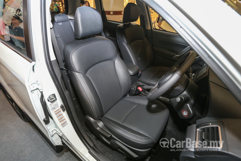 Subaru Forester SJ Facelift (2016) Interior