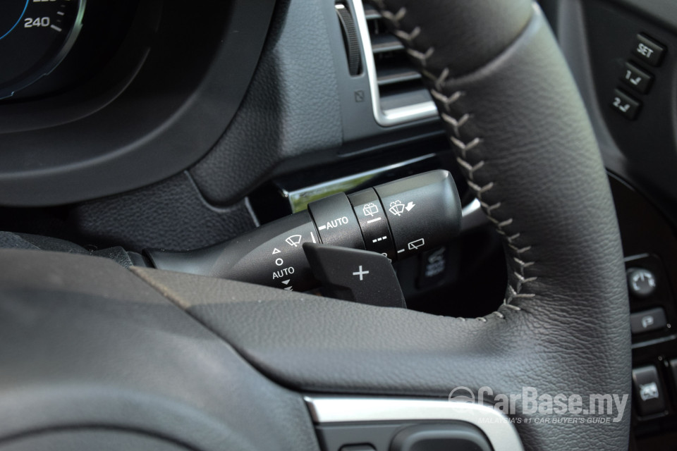 Subaru Forester SJ Facelift (2016) Interior