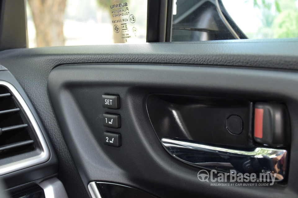 Subaru Forester SJ Facelift (2016) Interior