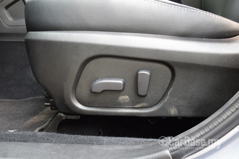 Subaru Forester SJ Facelift (2016) Interior