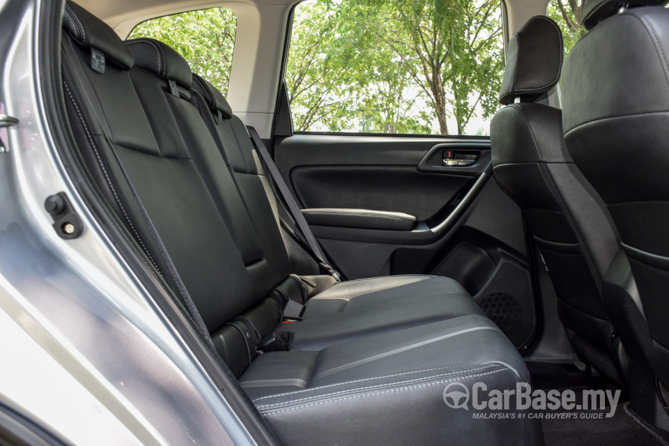 Subaru Forester SJ Facelift (2016) Interior
