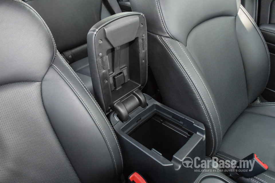 Subaru Forester SJ Facelift (2016) Interior