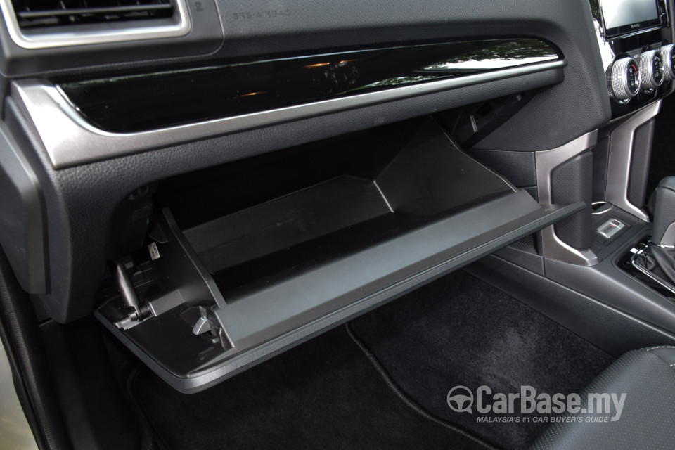 Subaru Forester SJ Facelift (2016) Interior