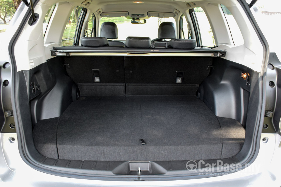 Subaru Forester SJ Facelift (2016) Interior