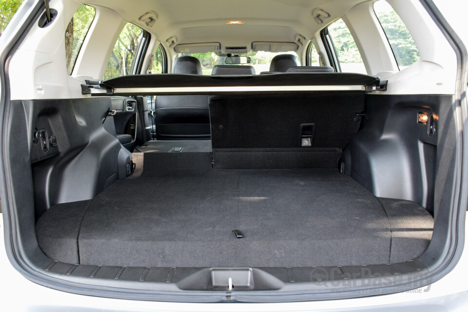 Chevrolet Cruze J300 (2012) Interior