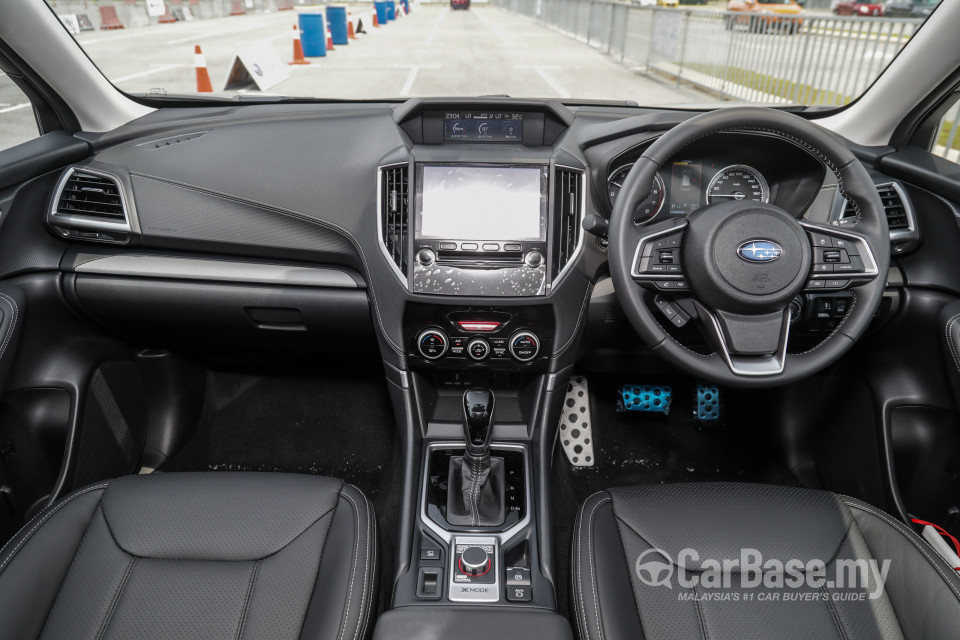 Subaru Forester SK (2019) Interior