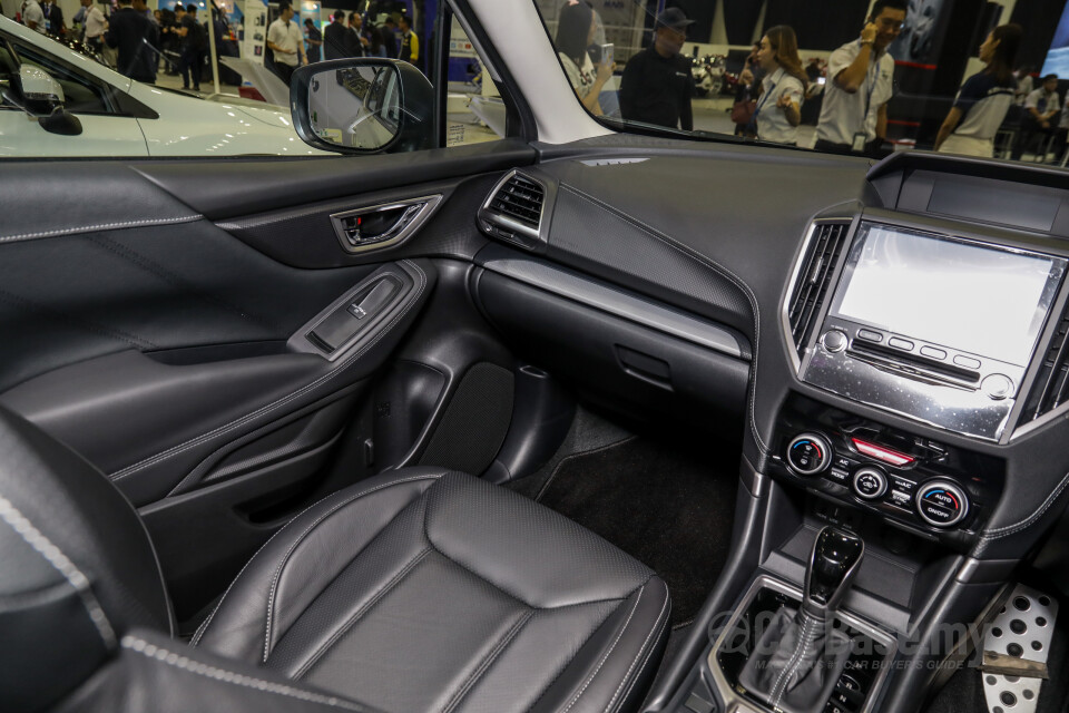 Audi A4 B9 (2016) Interior