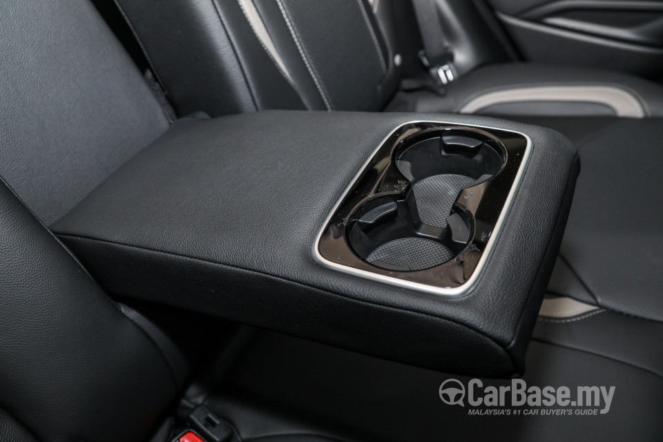 Subaru Forester SK (2019) Interior