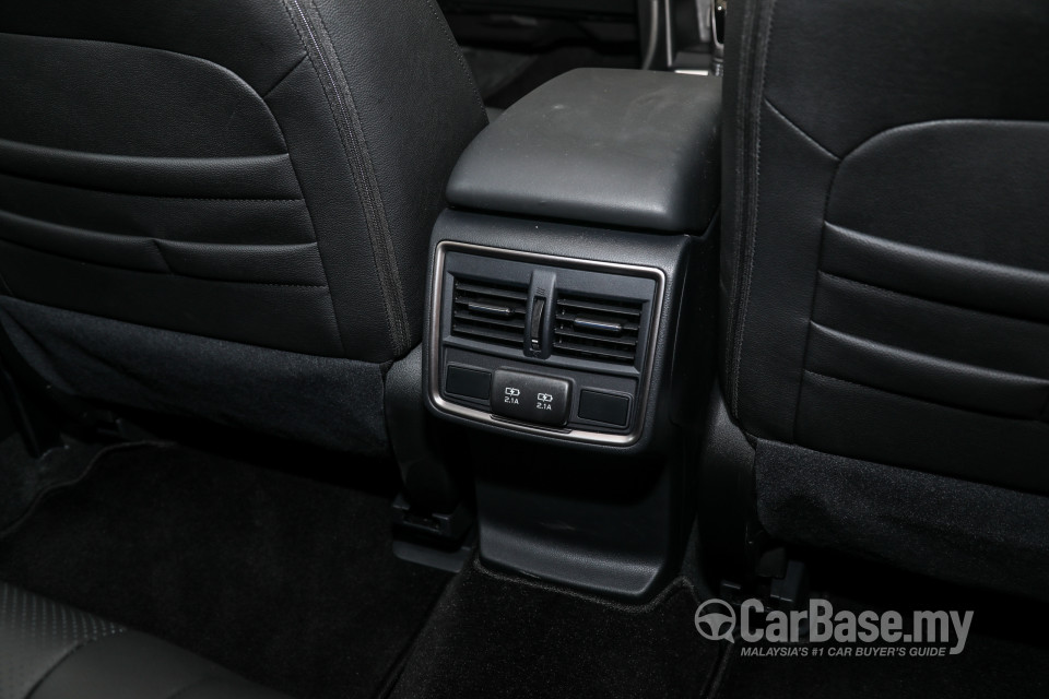 Subaru Forester SK (2019) Interior