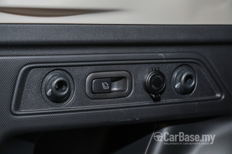Subaru Forester SK (2019) Interior