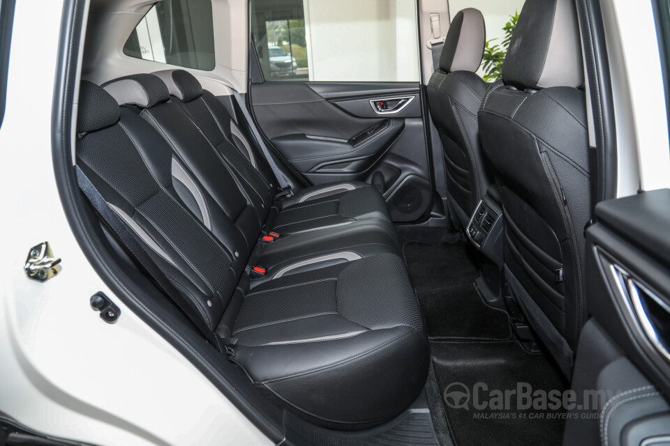 Subaru Forester SK (2019) Interior