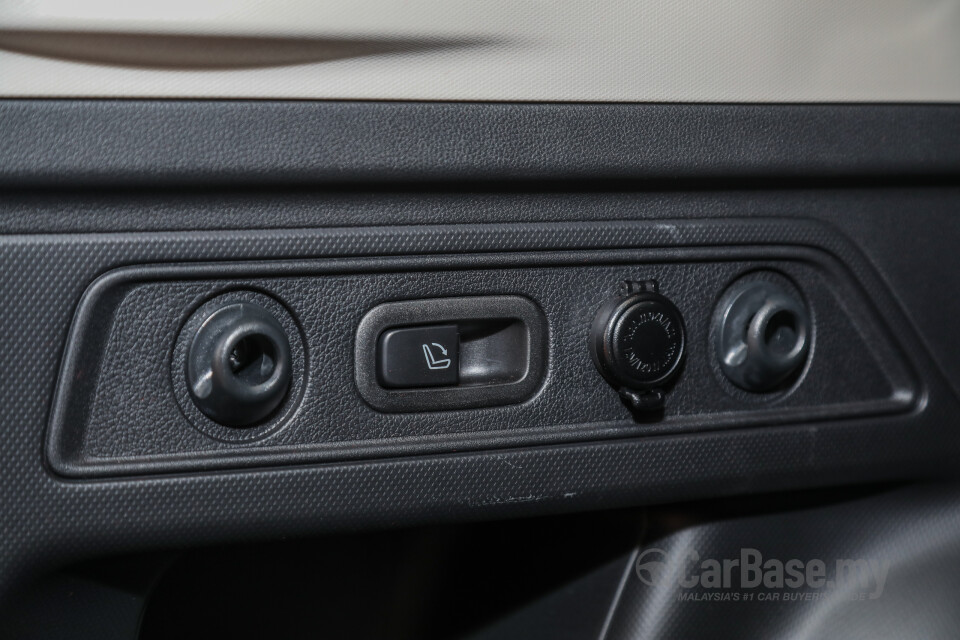 Subaru Forester SK (2019) Interior