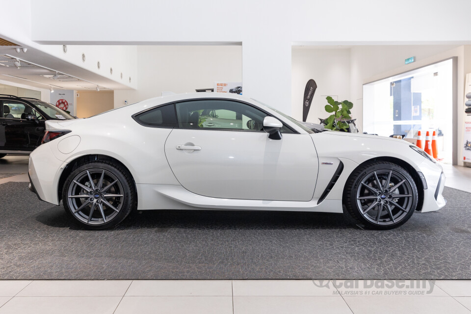 Subaru BRZ ZD8 (2023) Interior
