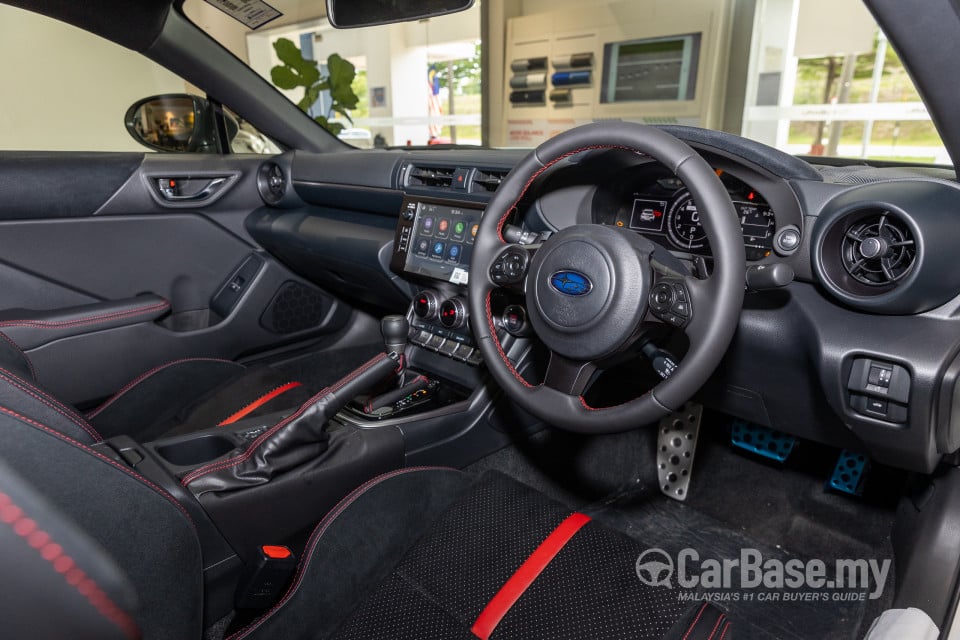 Subaru BRZ ZD8 (2023) Interior