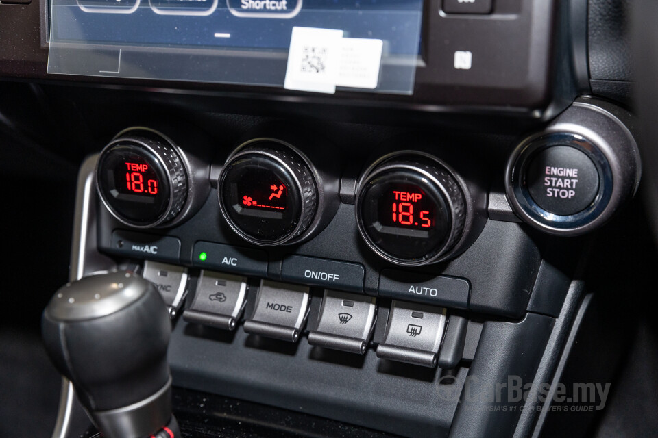 Subaru BRZ ZD8 (2023) Interior