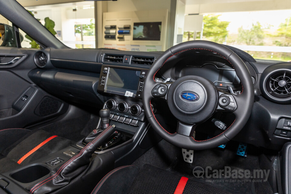 Subaru BRZ ZD8 (2023) Interior