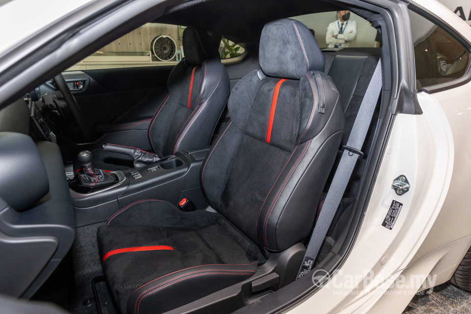 Subaru BRZ ZD8 (2023) Interior
