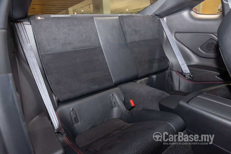 Subaru BRZ ZD8 (2023) Interior