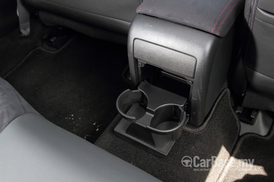 Subaru WRX GJ (2014) Interior