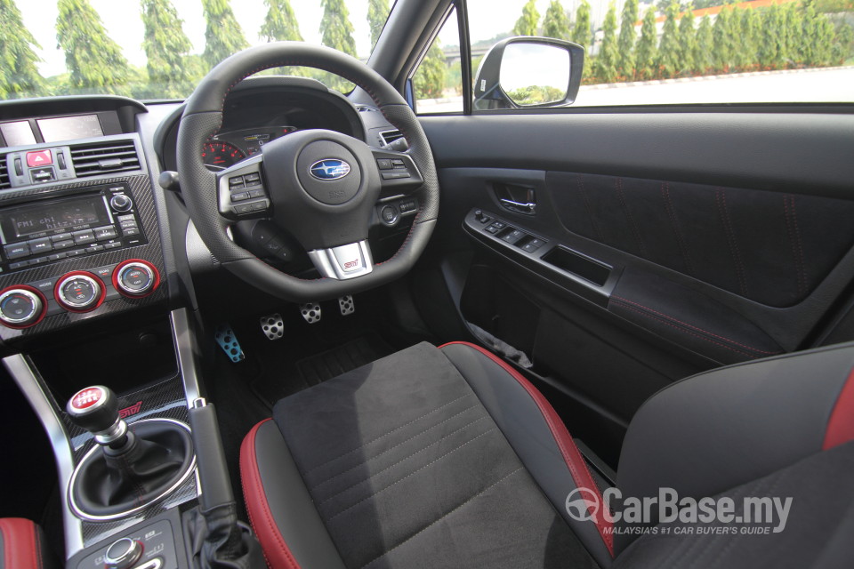 Subaru WRX GJ (2014) Interior