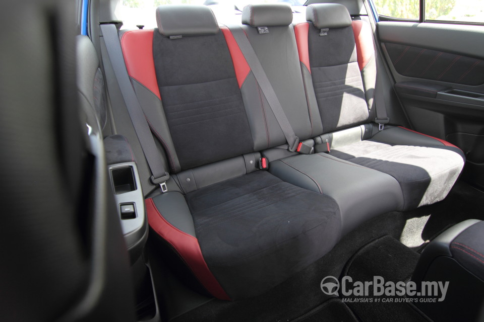 Subaru WRX GJ (2014) Interior